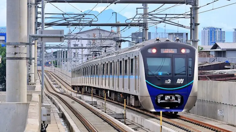 MRT Jakarta gratis